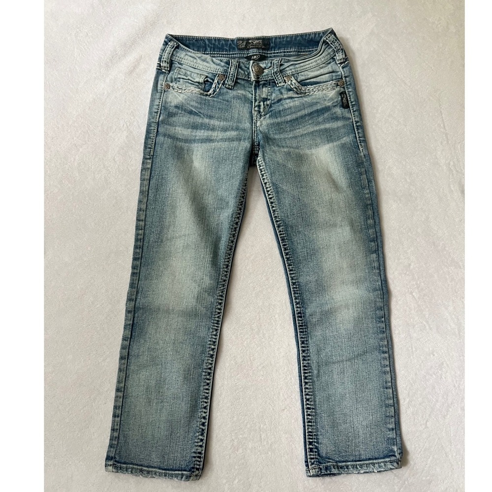 Silver Jeans Co Aiko Crop Light Wash Embroidered Denim W25